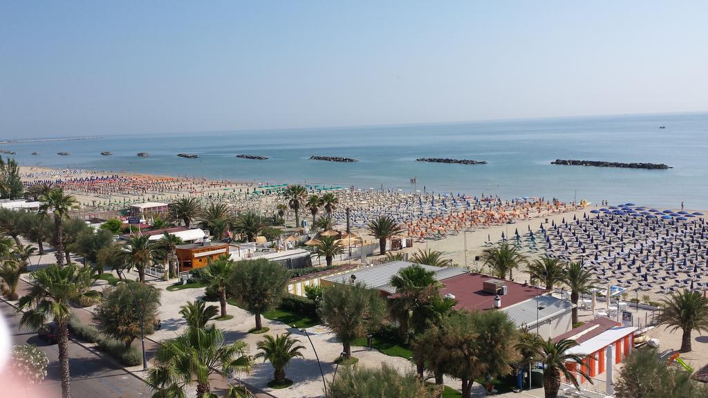 Hotel Continental San Benedetto del Tronto Room photo